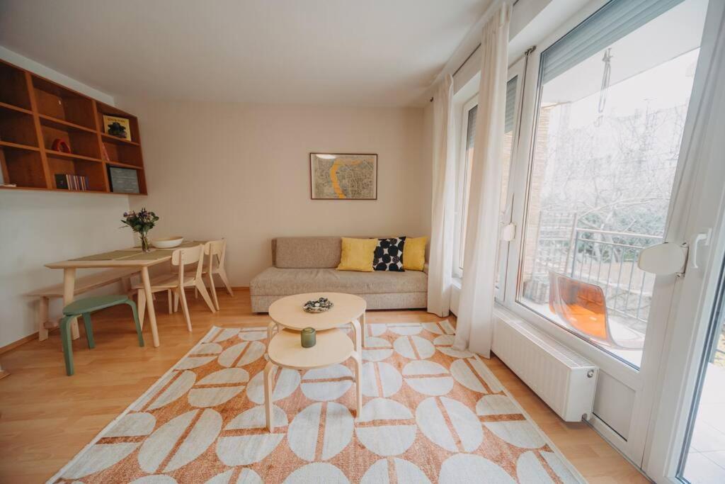 Orangehomes One Bedroom Art Apartment Budapest Eksteriør bilde